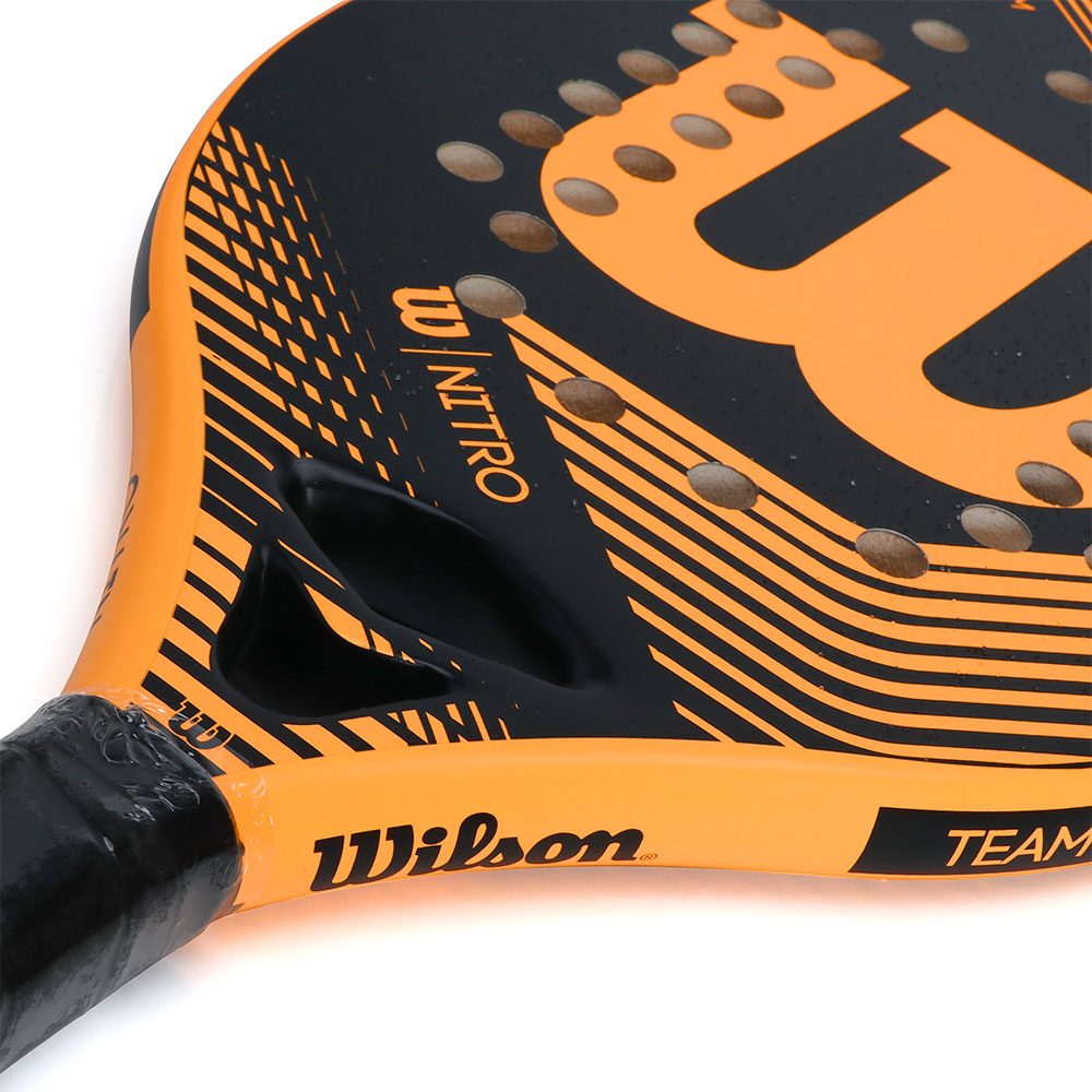 15162691932-wrbt04004008-raquete-de-beach-tennis-wilson-nitro-preto-e-laranja-d2